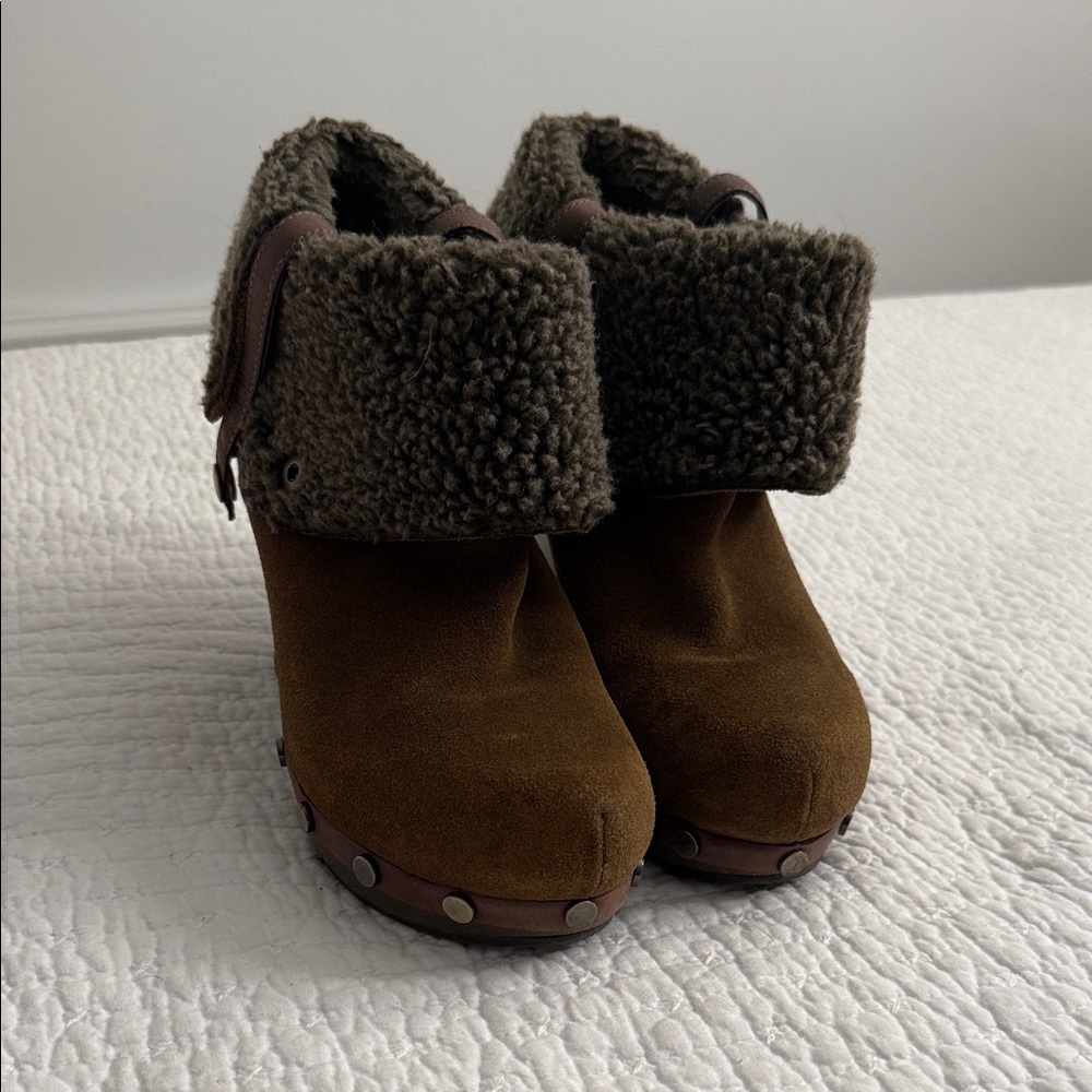OTBT Brown Arvin Wedge Ankle Suede Boots with faux fur/sherpa lining size 8
